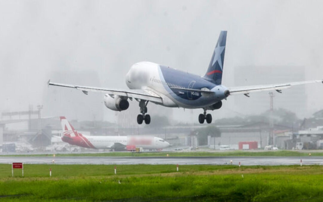 SE ESTABLECE UNA TARIFA DE CERO POR CIENTO (0%) DEL IMPUESTO A LA SALIDA DE DIVISAS A LAS TRANSFERENCIAS. ENVÍOS O TRASLADOS DE DIVISAS QUE REALICEN LAS AEROLÍNEAS EXTRANJERAS AUTORIZADAS A OPERAR EN EL PAÍS QUE CUENTEN CON EL DOCUMENTO QUE ACREDITE QUE HAN SIDO DESIGNADAS POR SU AUTORIDAD AERONÁUTICA PARA EXPLOTAR UN SERVICIO INTERNACIONAL, SEA ÉSTE DE PASAJEROS, CARGA Y CORREO EN FORMA COMBINADA O DE CARGA EXCLUSIVA EN EL ECUADOR